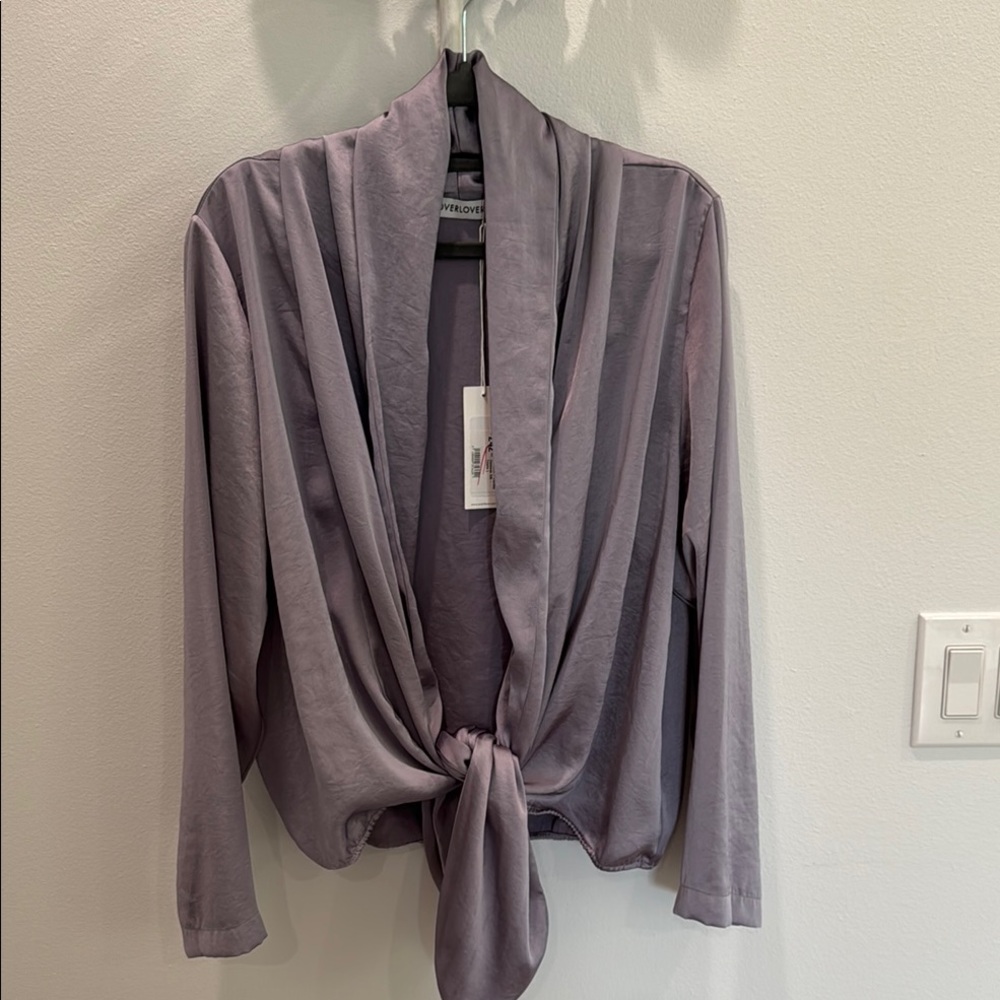 Elegant lavender purple top. NWT